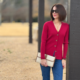 Styled to Perfection: One Sweater, Endless Looks with @mestylingyou